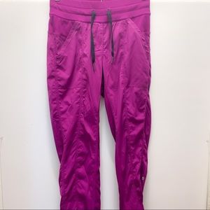 💝 LULULEMON PURPLE JOGGERS 💝